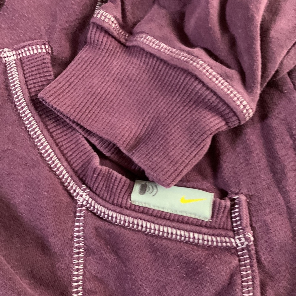 Nike purple, long sleeve, hooded sweatshirt.  Zip up. Front pockets.  Size large - Picture 4 of 9